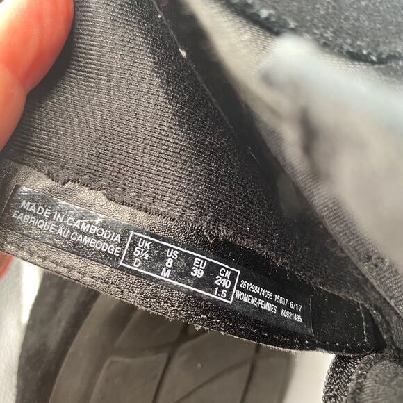 Clarks Black Suede Stacked Heel Ankle‎ Booties Size 8 - Picture 7 of 9